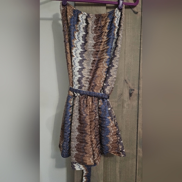 KARINA GRIMALDI Metallic zigzag strapless romper tie front. Size Small - Picture 10 of 13